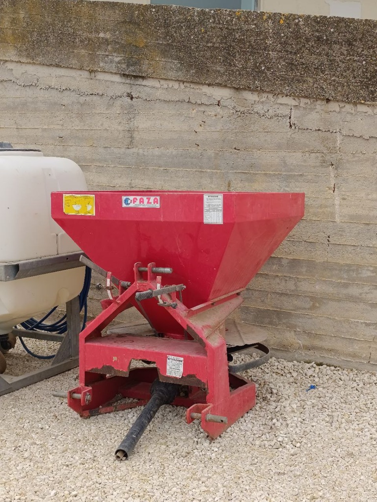 Spandiconcime FAZA SP 400 - Usato